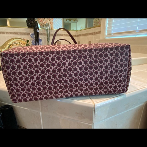 Kate Spade - Picture 2 of 3